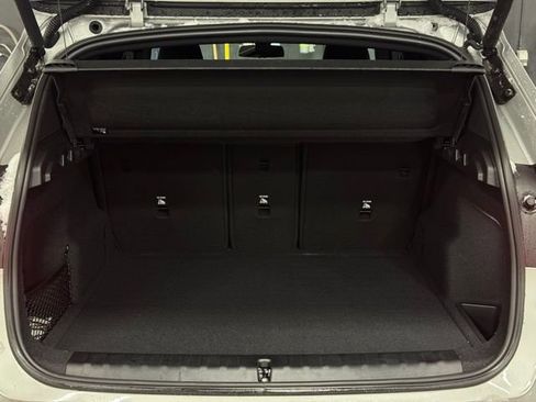 Used 2023 BMW X1 xDrive28i w/ Premium Package image 9