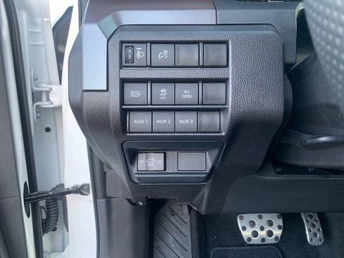 Used 2024 Toyota Tacoma TRD Sport w/ TRD Sport Upgrade Package AWD/4WD image 31