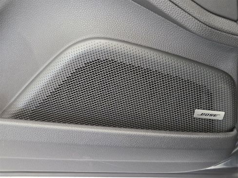 Certified 2025 Porsche Panamera image 16