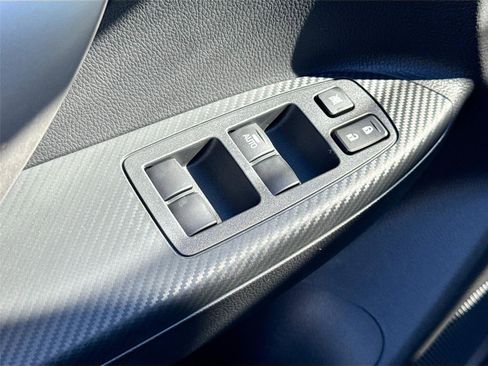 New 2025 Mitsubishi Eclipse Cross ES image 17