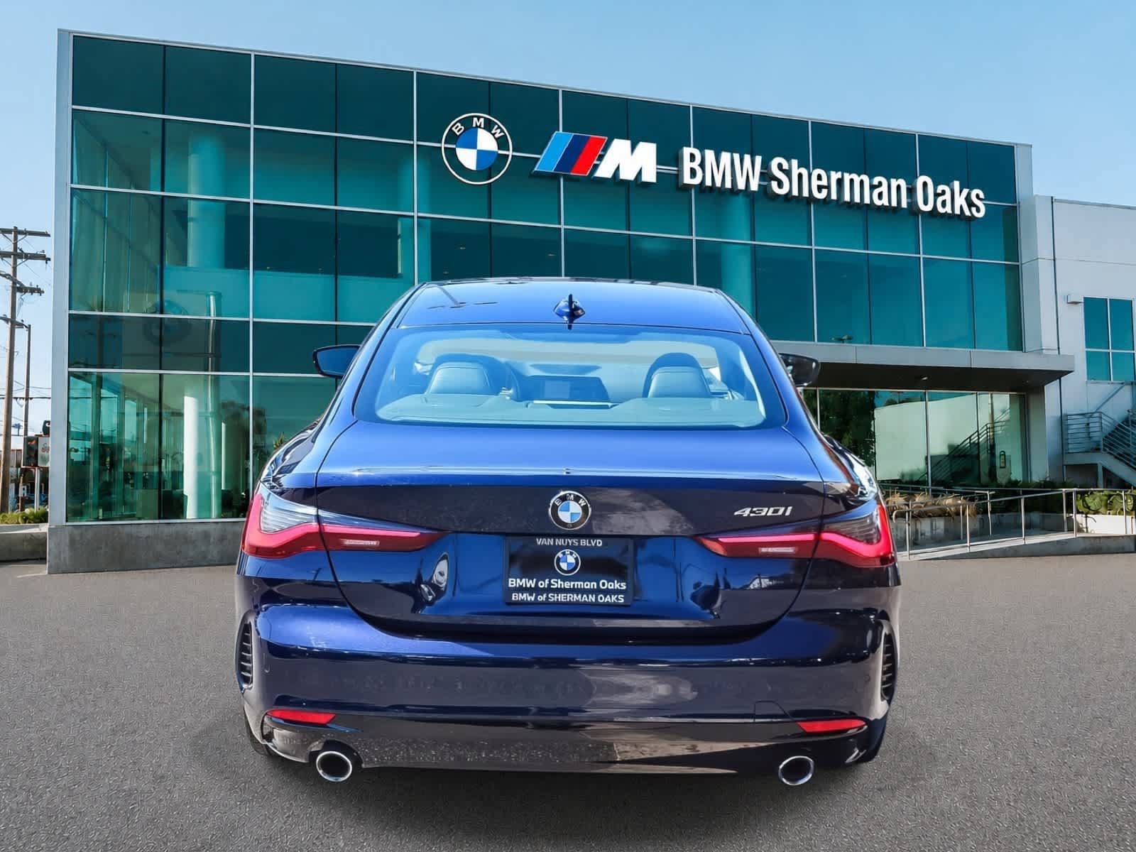 Used 2023 BMW 430i Coupe w/ Premium Package RWD image 5