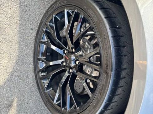 Used 2016 Chevrolet Corvette Z06 w/ 3LZ Preferred Equipment Group image 33