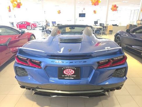 Used 2023 Chevrolet Corvette Stingray Convertible w/ Z51 Performance Package image 6