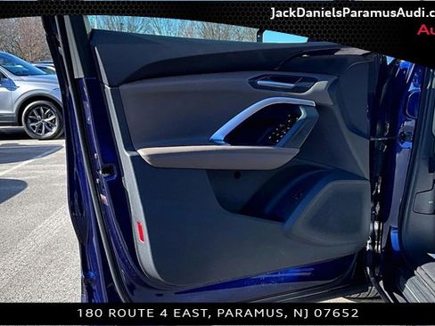 Used 2025 Audi Q5 Premium w/ Convenience Package image 15