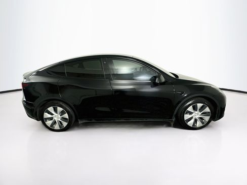 Used 2021 Tesla Model Y Long Range AWD/4WD image 10