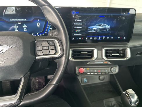 Used 2025 Ford Mustang Premium RWD image 7