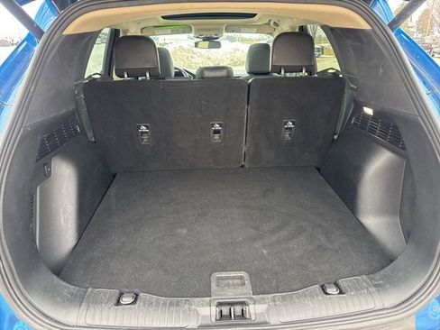 Used 2020 Ford Escape Titanium w/ Titanium Premium Package 2.0 image 11