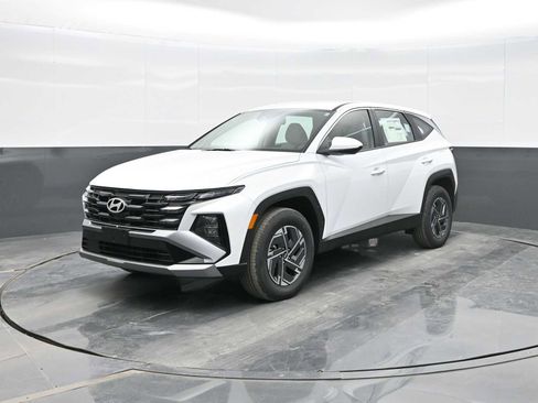 New 2026 Hyundai Tucson Blue SE w/ Tow & Go Package image 1