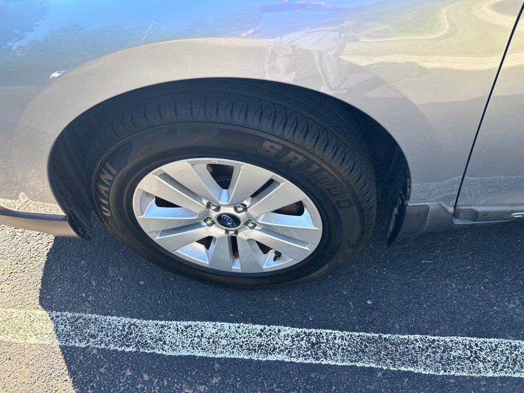 Used 2017 Subaru Outback 2.5i Premium AWD/4WD image 13
