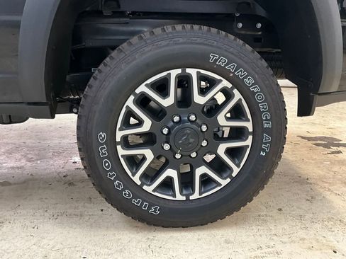 New 2025 RAM 2500 Limited image 15