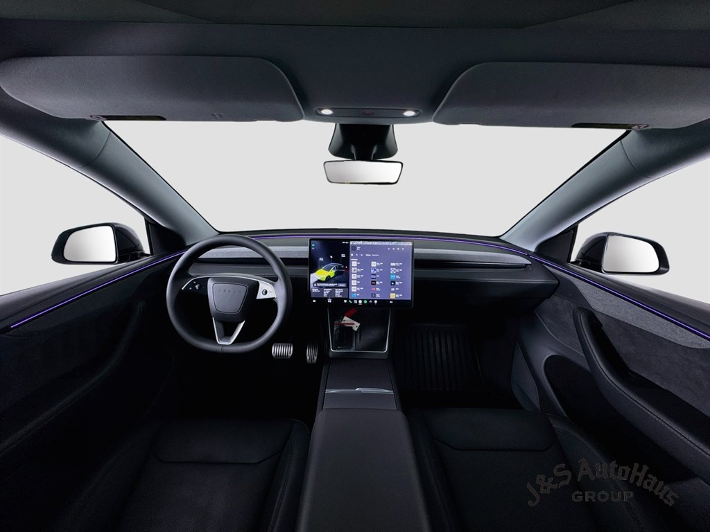 Used 2026 Tesla Model Y AWD image 29