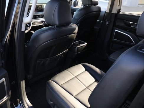 Used 2022 Kia Telluride EX w/ EX Premium Package AWD/4WD image 13