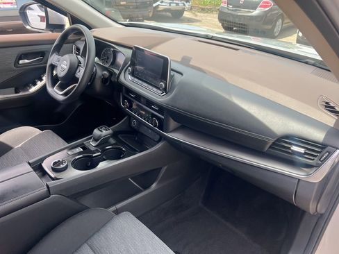 Certified 2023 Nissan Rogue SV AWD/4WD image 21