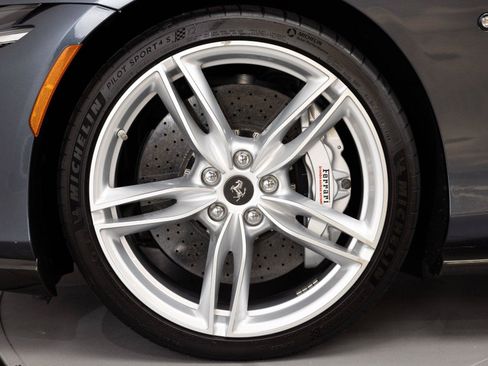 Certified 2021 Ferrari Roma RWD image 13