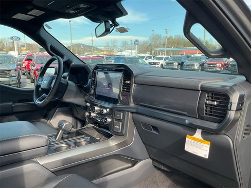 New 2025 Ford F150 Lariat w/ Equipment Group 501A Mid image 11