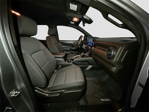 Used 2024 Chevrolet Colorado Trail Boss w/ Advanced Trailering Package image 34