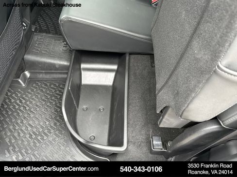 Used 2024 Hyundai Santa Cruz Limited image 35