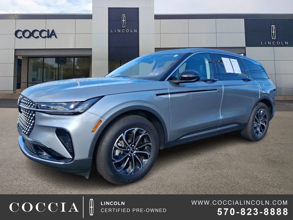 Certified 2025 Lincoln Nautilus Premier w/ Equipment Group 102A AWD/4WD image 1