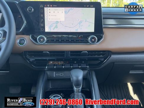 Used 2025 GMC Canyon AT4 image 26