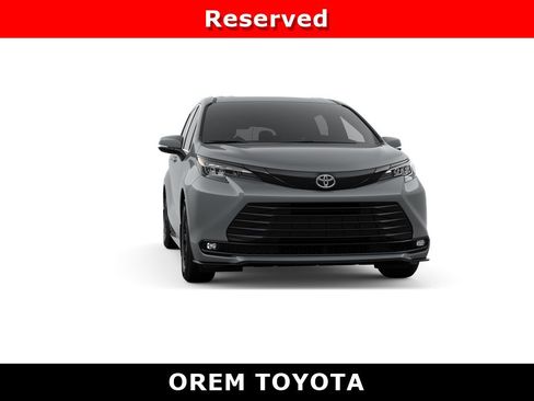 New 2026 Toyota Sienna XLE Woodland Edition AWD/4WD image 16