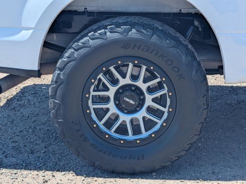 Used 2019 Ford F150 XL w/ Equipment Group 101A Mid AWD/4WD image 9