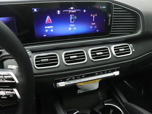 New 2026 Mercedes-Benz GLS 450 4MATIC image 6