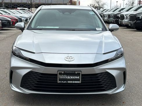 New 2026 Toyota Camry LE image 2