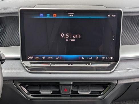 Used 2025 Volkswagen Tiguan SE w/ Panoramic Sunroof Package AWD/4WD image 25