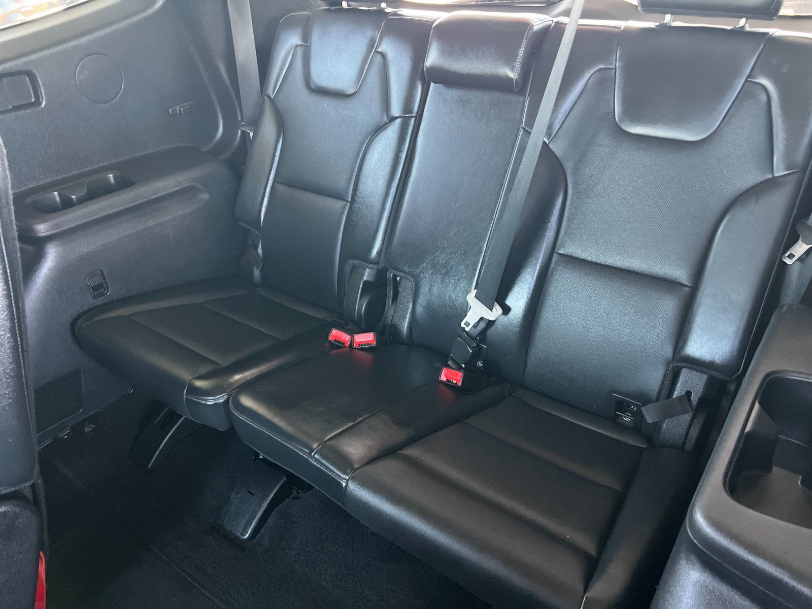 Used 2020 Kia Telluride EX w/ EX Premium Package FWD image 14