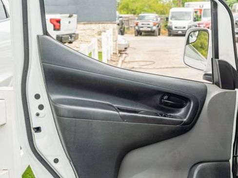 Used 2021 Nissan NV200 SV image 17