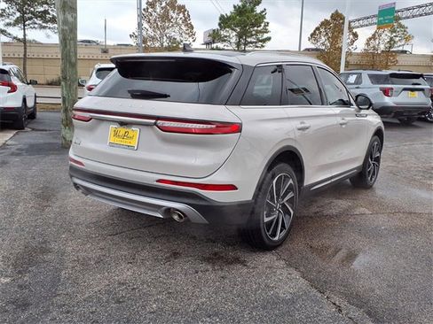 Certified 2024 Lincoln Corsair Reserve w/ Equipment Group 201A image 2