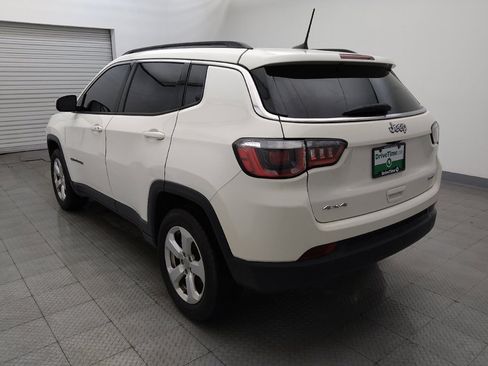 Used 2018 Jeep Compass Latitude w/ Popular Equipment Group AWD/4WD image 5