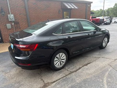 Used 2019 Volkswagen Jetta S FWD image 3