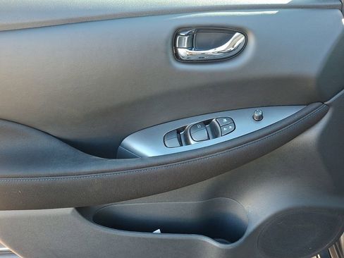 Certified 2023 Nissan Leaf S image 12