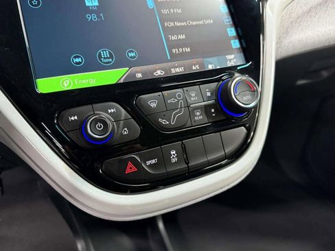 Used 2020 Chevrolet Bolt LT image 21