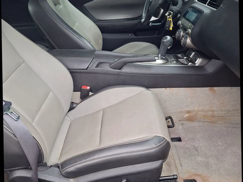Used 2011 Chevrolet Camaro SS w/ RS Package RWD image 10