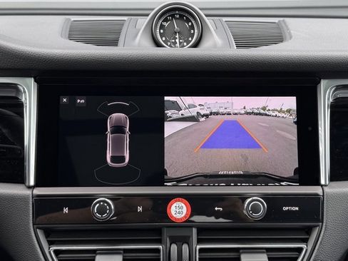 New 2026 Porsche Macan image 26