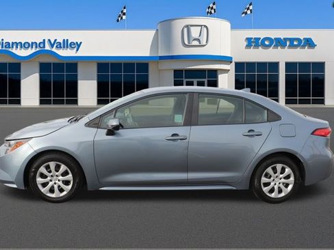 Used 2023 Toyota Corolla LE image 9