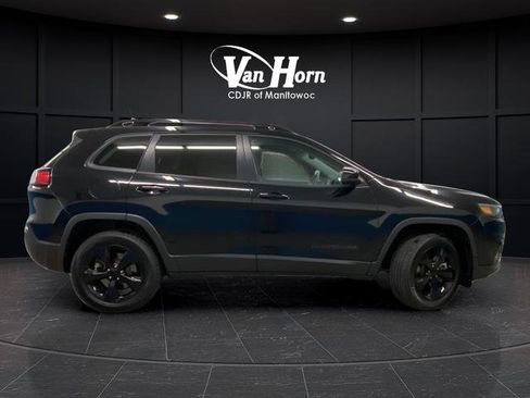 Used 2020 Jeep Cherokee Latitude Plus AWD/4WD image 8