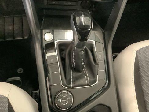 Used 2025 Volkswagen Taos S AWD/4WD image 22