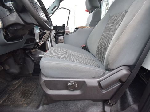 Used 2011 Ford F450 XL w/ PWR Equipment Group image 37