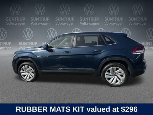 Used 2023 Volkswagen Atlas Cross Sport SE image 2