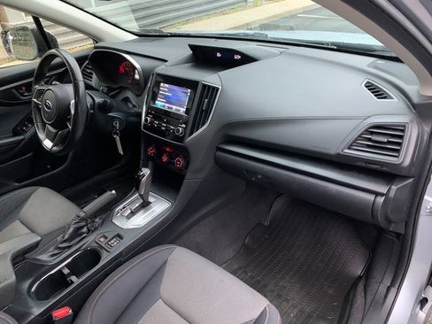 Used 2019 Subaru Crosstrek 2.0i Premium w/ Popular Package #3 AWD/4WD image 9