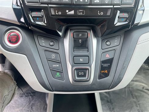 Used 2023 Honda Odyssey EX-L image 16