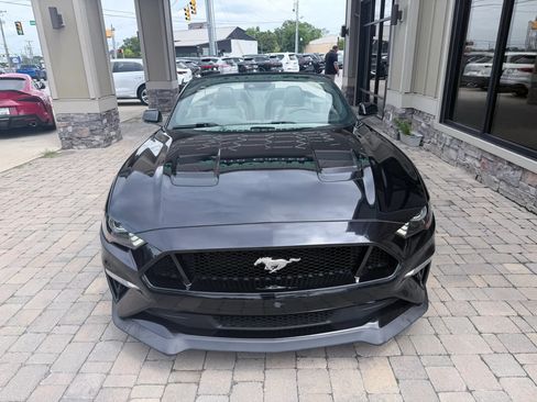 Used 2018 Ford Mustang GT Premium w/ GT Performance Package RWD image 9