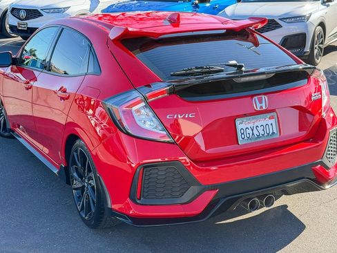 Used 2019 Honda Civic Sport Touring image 10
