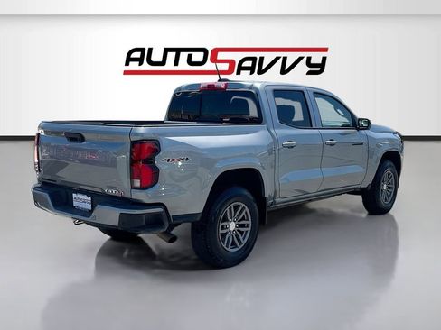 Used 2025 Chevrolet Colorado LT w/ LT Convenience Package AWD/4WD image 7