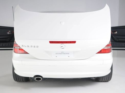Used 2002 Mercedes-Benz SLK 320 image 13