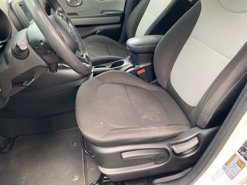 Used 2016 Kia Soul w/ Convenience Package FWD image 27