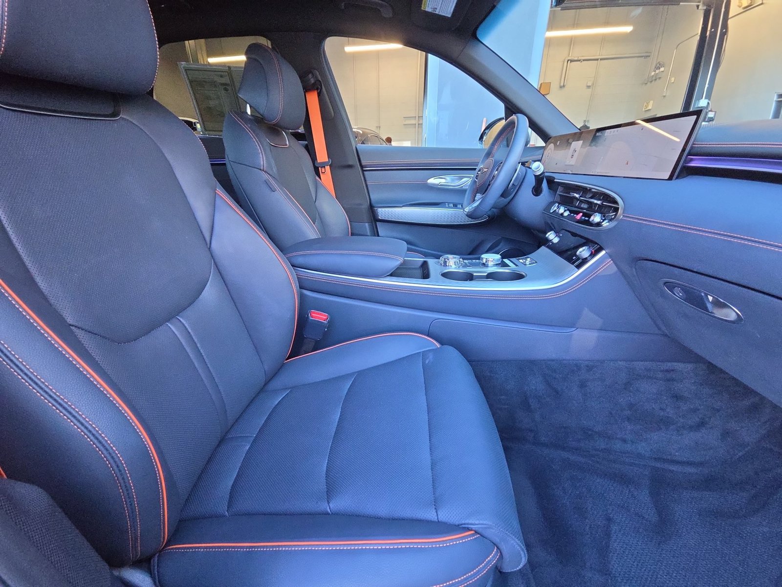 Certified 2026 Genesis GV70 2.5T Sport Prestige AWD/4WD image 18